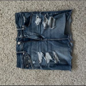 American Eagle ripped jean skirt